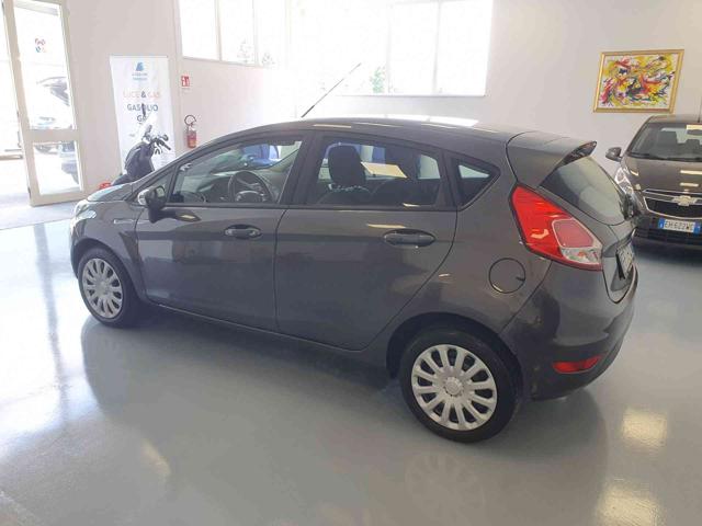 Ford Fiesta 1.4 5p. Bz.- GPL Titanium - foto 4 di 4