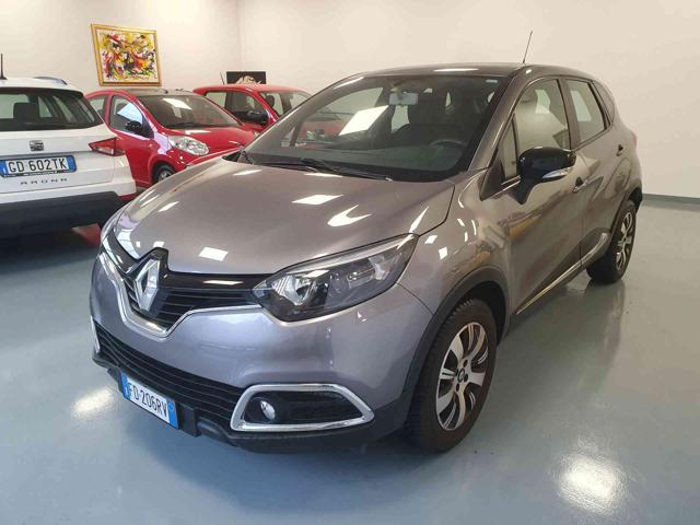 Renault Captur dCi 8V 90 CV Start&Stop Energy Zen, del 2016, 151.000 km, in vendita a Longarone (BL)