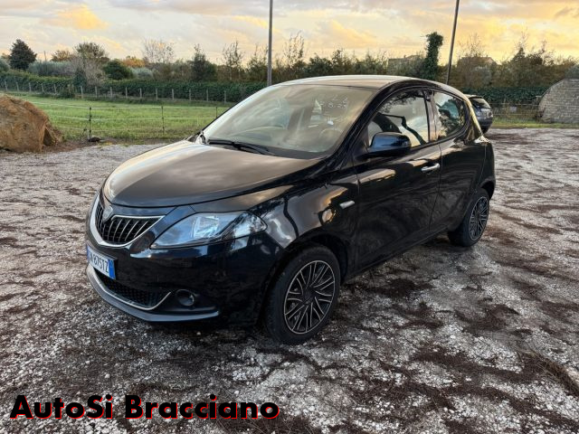 Lancia Ypsilon 1.0 FireFly CAR PLAY Ecochic Gold usato a ROMA