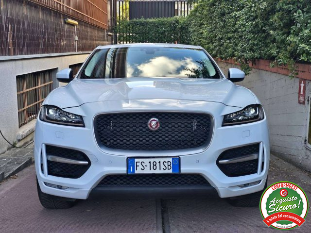 Jaguar F-Pace F-Pace 2015 3.0d tdV6 R-Sport awd 300cv auto my19 usato a MILANO