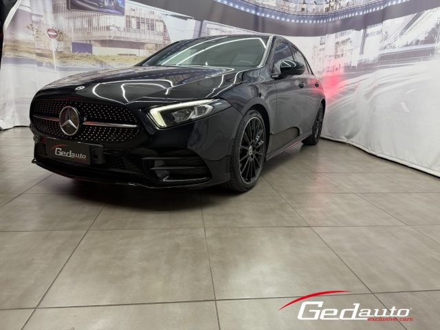 Mercedes-Benz A 180 d Aut. Premium AMG PLUS FULL-LED NAVI NIGHT EDITIO usato a CASAGIOVE