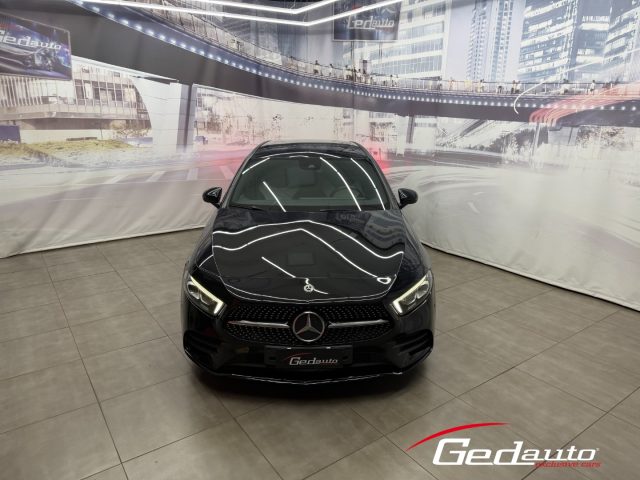 Mercedes-Benz A 180 d Aut. Premium AMG PLUS FULL-LED NAVI NIGHT EDITIO - foto 3 di 4