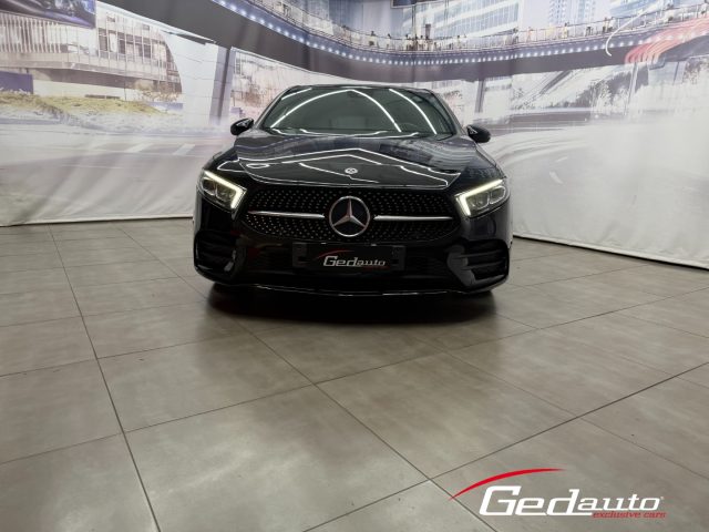 Mercedes-Benz A 180 d Aut. Premium AMG PLUS FULL-LED NAVI NIGHT EDITIO - foto 2 di 4