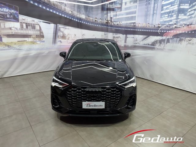 Audi Q3 SPORTBACK SPB 40 TDI quattro S line Black edition - foto 2 di 4