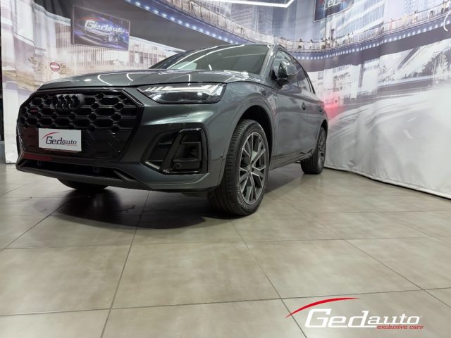 Audi Q5 40 TDI 204 CV quattro S tronic S line BLACK EDITIO - foto 3 di 29