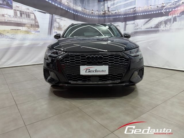 Audi A3 SPB 30 TFSI SPORTBACK S tronic black edition NAVI, del 2024, 85.000 km, in vendita a Casagiove (CE)