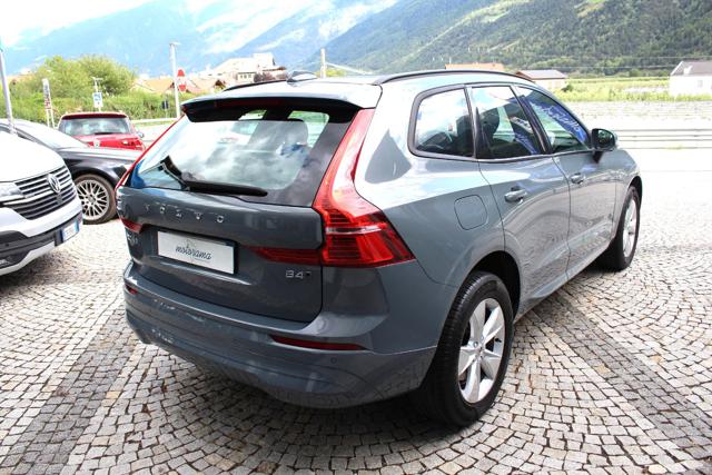 Volvo XC60 B4 (d) AWD auto. Momentum Ultimate Bright - foto 4 di 4