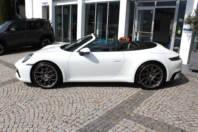 Porsche 911 Carrera 4 Cabriolet PDK - foto 4 di 4
