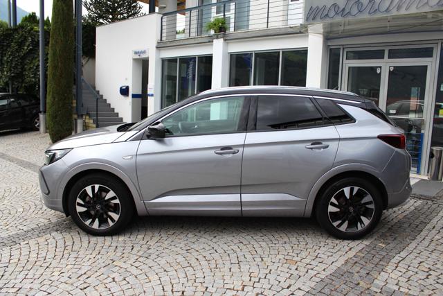 Opel Grandland 1.5 diesel Ecotec aut. Ultimate 360° camera - foto 2 di 4