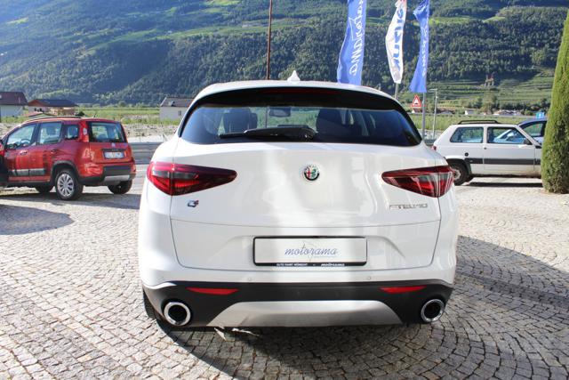 Alfa Romeo Stelvio 2.2 Turbodiesel 180 CV AT8 Q4 Executive - foto 4 di 4