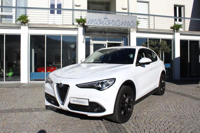 Alfa Romeo Stelvio 2.2 Turbodiesel 180 CV AT8 Q4 Executive, del 2017, 133.800 km, in vendita a Silandro (BZ)