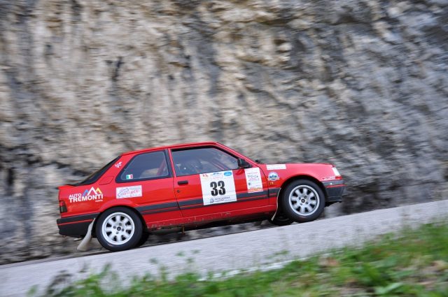 Peugeot 309 1.9 16V 3 porte GTI - foto 3 di 4