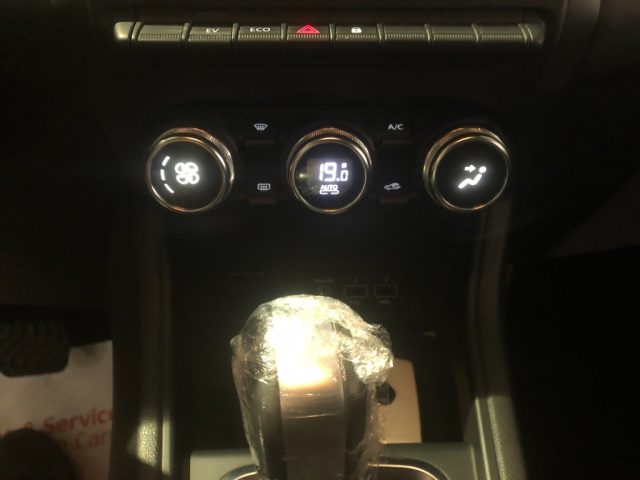 Renault Captur Full Hybrid 145 CV Initiale Paris NEOPATENTATI usato a PADOVA