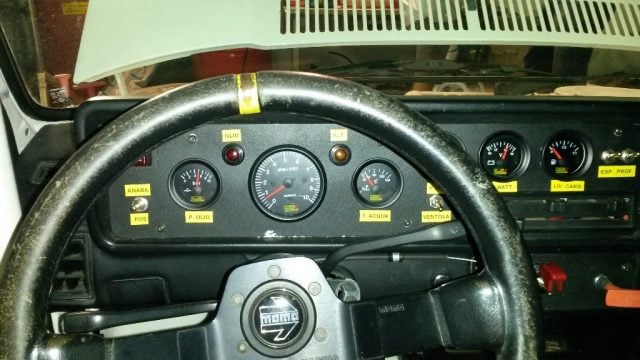 Volkswagen Golf 1600 3 porte GTI - foto 4 di 4