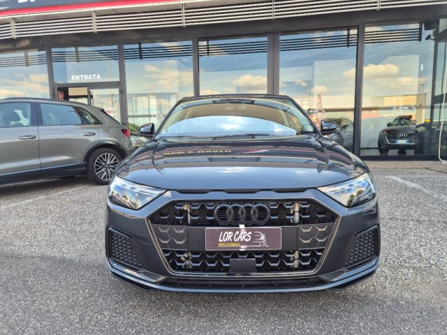 Audi A1 SPB 30 TFSI S line edition - foto 3 di 4