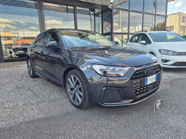Audi A1 SPB 30 TFSI S line edition - foto 2 di 4