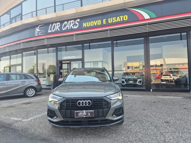 Audi Q3 35 TFSI S tronic S line edition - foto 2 di 4