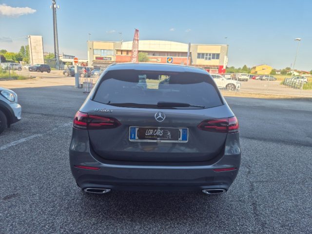 Mercedes-Benz B 180 d Automatic Sport Plus - foto 4 di 4