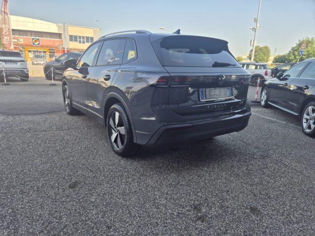 Volkswagen Tiguan 1.5 TSI eHybrid DSG Edition Plus - foto 4 di 4
