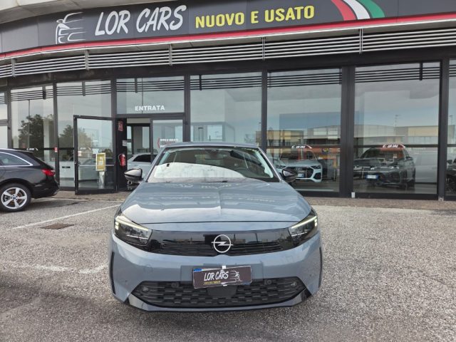 Opel Corsa 1.2 - foto 2 di 4
