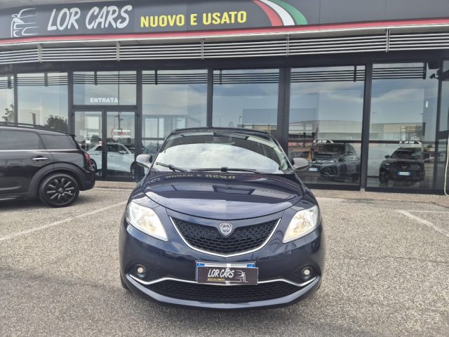 Lancia Ypsilon 1.2 69 CV 5 porte GPL Ecochic Gold - foto 2 di 4