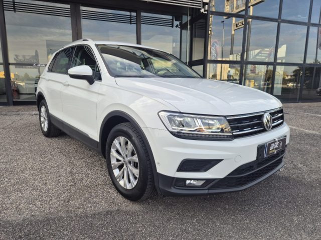 Volkswagen Tiguan 1.5 TSI Sport ACT BlueMotion Technology - foto 3 di 4