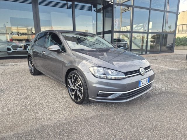 Volkswagen Golf 1.6 TDI 115 CV DSG 5p. Executive BlueMotion Techno - foto 2 di 4