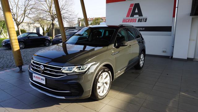 Volkswagen Tiguan 2.0 TDI 150 CV SCR DSG Elegance usato a PORDENONE