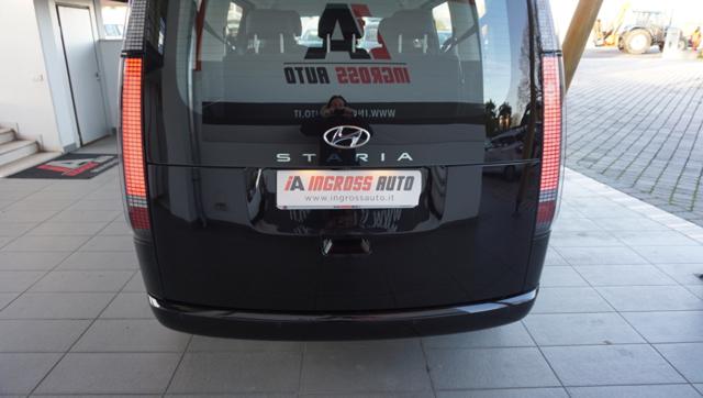 Hyundai STARIA 2.2 MT 2WD 9 posti Wagon - foto 4 di 4