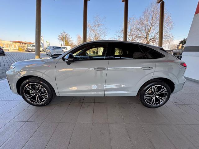 Audi Q3 SPB TDI 110 kW S tronic S Line edition - foto 2 di 4