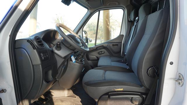 Renault Master T35 2.3 dCi 130 TP PL-SL-TM Furgone Ice, del 2020, 94.000 km, in vendita a Pordenone (PN)