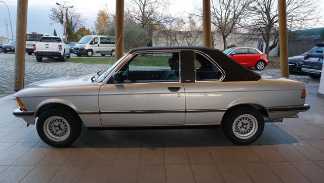 BMW 320 2 porte - foto 2 di 4