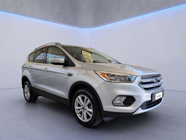 Ford Kuga 1.5 TDCI 120 CV S&S 2WD - foto 2 di 4