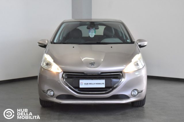 Peugeot 208 1.4 8V HDi 68CV 3p. Allure usato a FOLIGNO