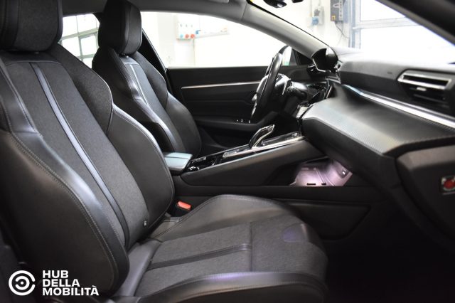 Peugeot 508 Plug-in Hybrid 225 e-EAT8 SW Allure usato a FOLIGNO