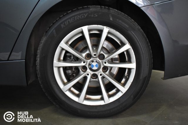 BMW 320 d xDrive Touring Business Advantage usato a FOLIGNO
