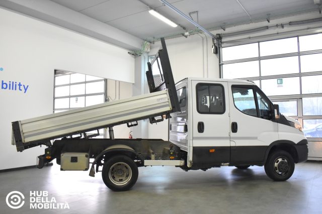 Iveco Daily 50C15 D 6+1Quad-Tor RG Dop.Cabina Cassone Ribalt. usato a FOLIGNO
