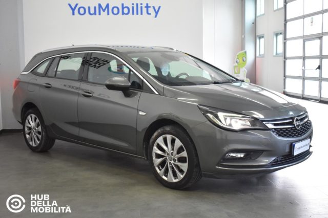 Opel Astra 1.4 Turbo 110CV EcoM Sports Tourer Dynamic - foto 2 di 4