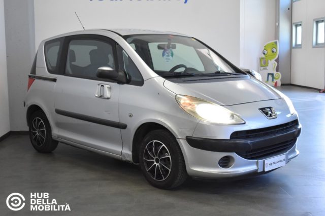 Peugeot 1007 1.4 HDi Happy - foto 2 di 23