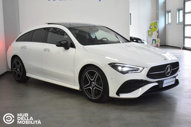 Mercedes-Benz CLA 200 d Automatic Shooting Brake AMG Line Advanced Plus - foto 2 di 4