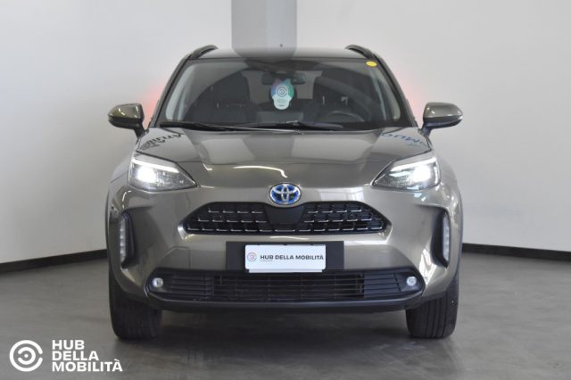 Toyota Yaris Cross 1.5 Hybrid 5p. E-CVT AWD-i Lounge usato a FOLIGNO