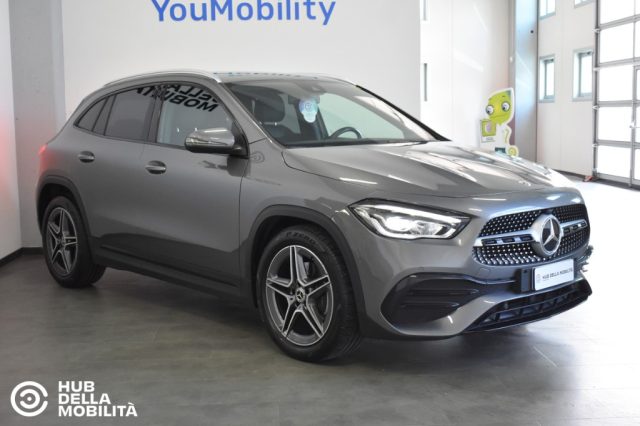 Mercedes-Benz GLA 220 d Automatic 4Matic Premium - foto 2 di 4