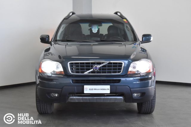 Volvo XC90 2.4 D5 185 CV aut. AWD Executive usato a FOLIGNO