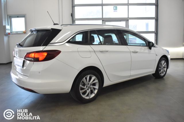 Opel Astra 1.5 CDTI 122 CV S&S Sports Tourer Business Eleganc - foto 4 di 4
