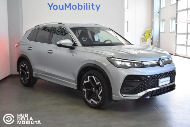 Volkswagen Tiguan 2.0 TDI 150 CV DSG R-Line - foto 2 di 4