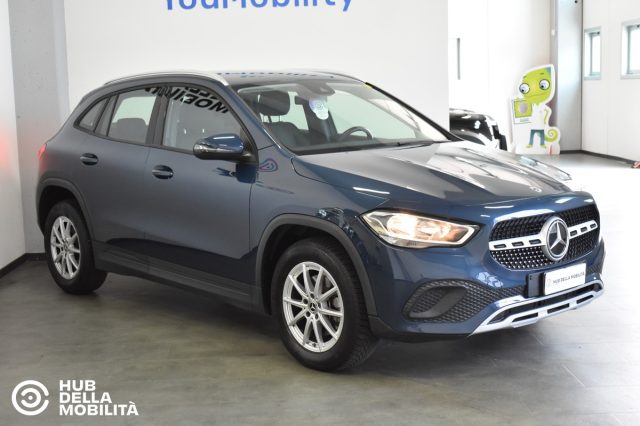 Mercedes-Benz GLA 180 d Automatic Business - foto 2 di 4