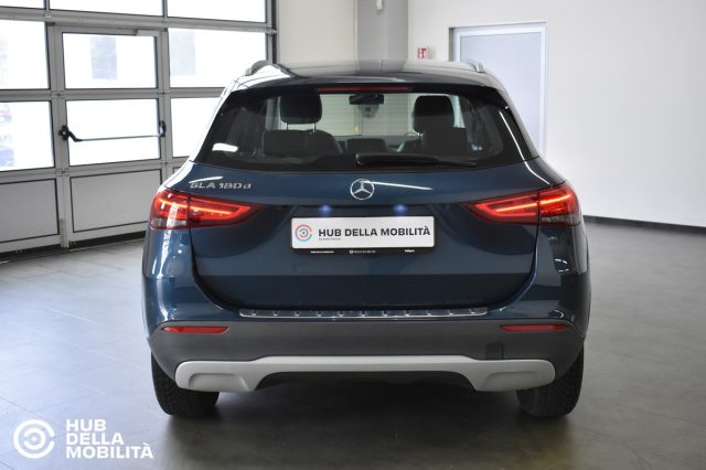 Mercedes-Benz GLA 180 d Automatic Business - foto 4 di 4