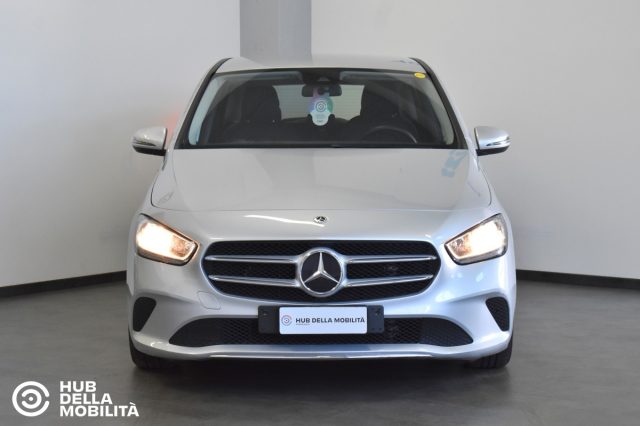 Mercedes-Benz B 180 d Automatic Sport - foto 2 di 4