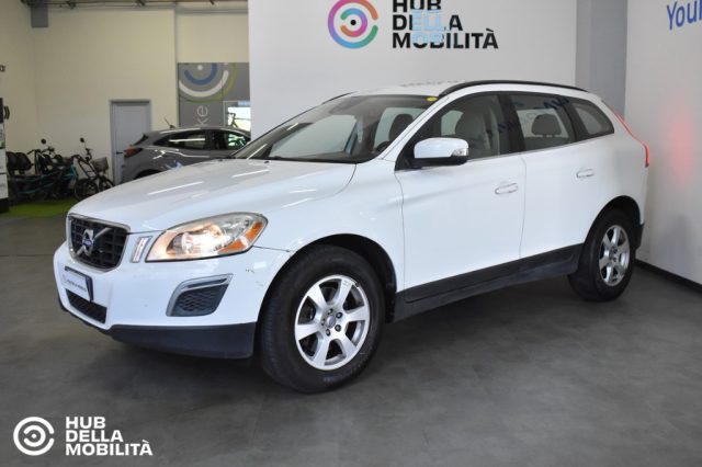Volvo XC60 DRIVe Kinetic - foto 3 di 4