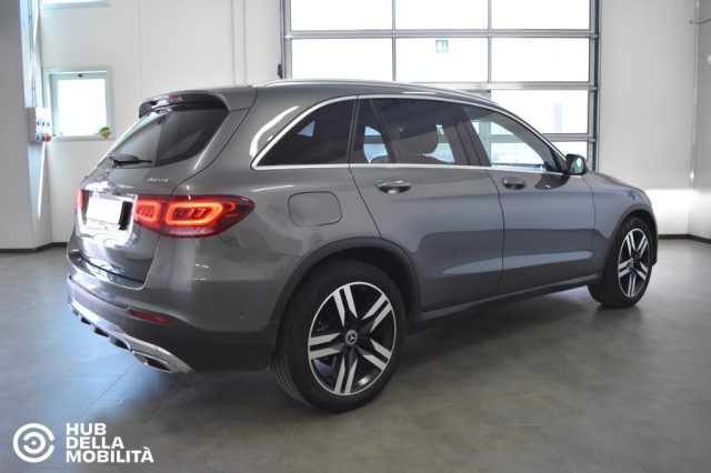 Mercedes-Benz GLC 220 d 4Matic Sport - foto 4 di 4